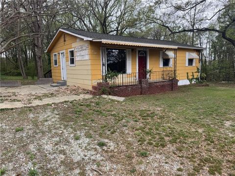 6127 Pinegrove Road Riverdale GA 30274