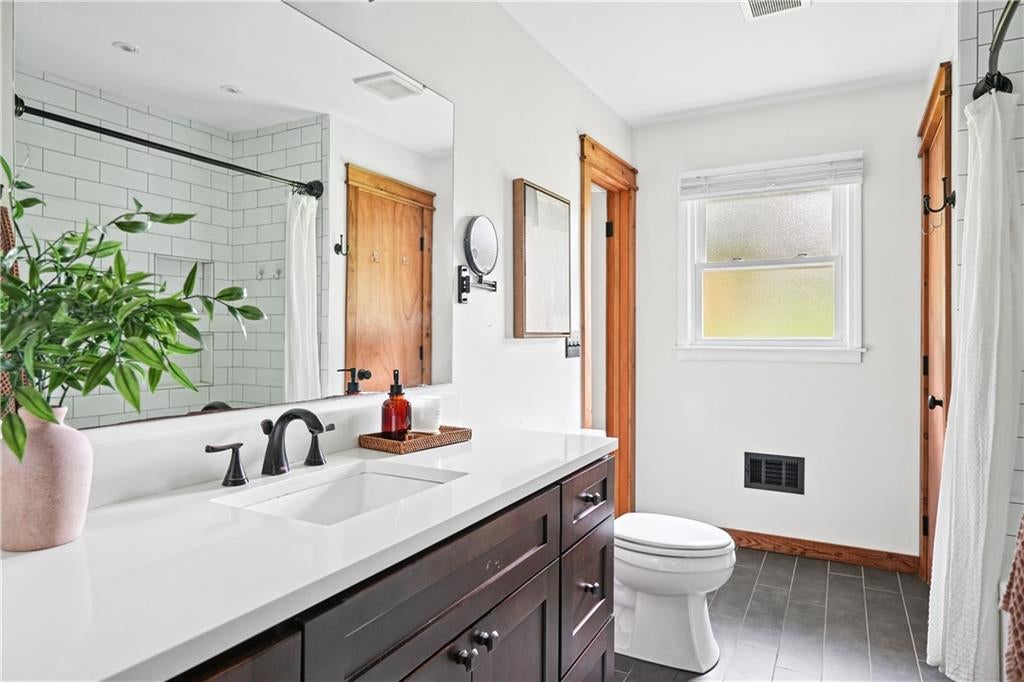 1826 Cameo Court