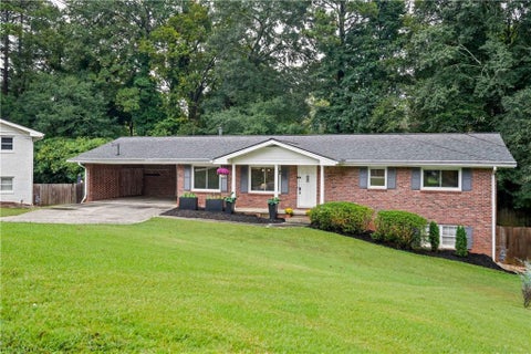 Homes For Sale - 1826 Cameo Court<br/> Tucker, GA 30084