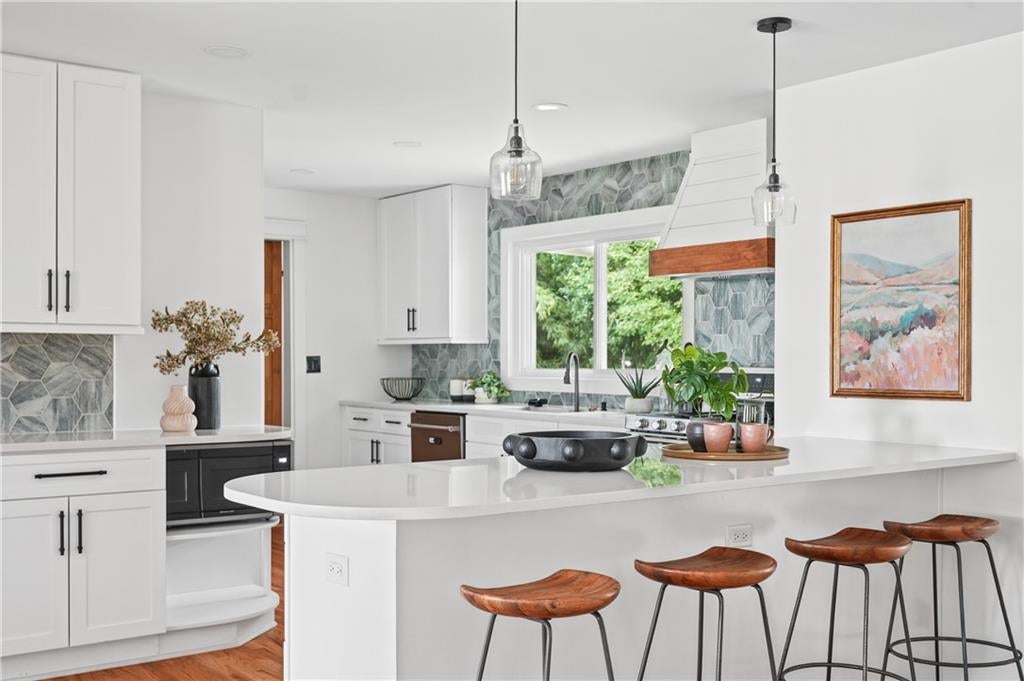 1826 Cameo Court