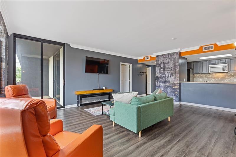 3481 Lakeside #901 Drive NE