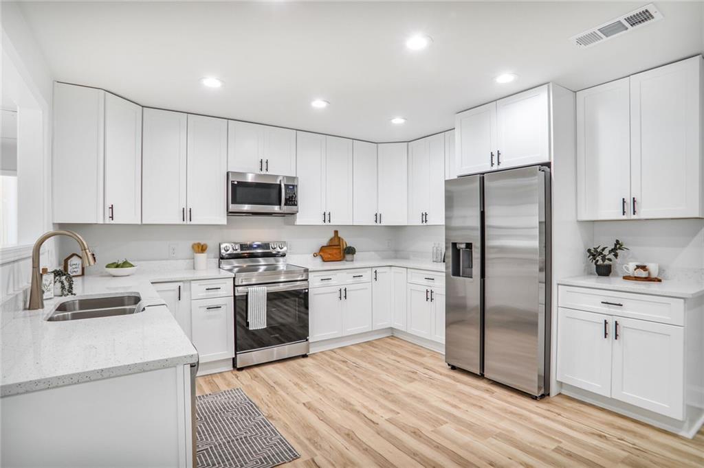 911 Oakland Drive SW