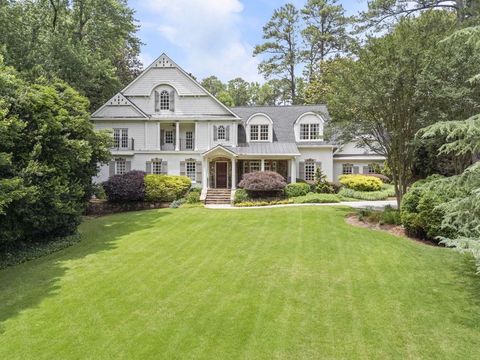 Photo of 5290 London Drive, Atlanta, GA 30327 (MLS # 7778938)