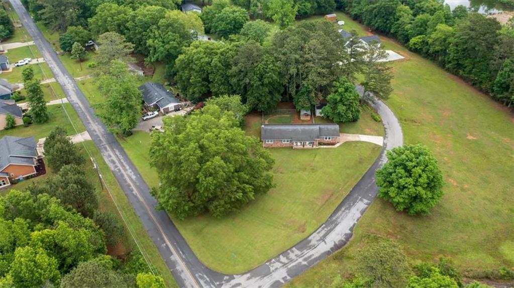 818 Shannon Circle, Rome, Georgia image 30