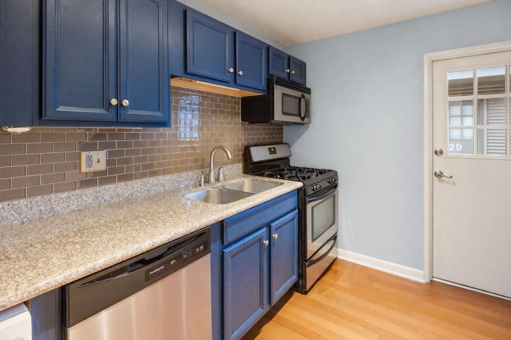 1355 Euclid Avenue NE 21B