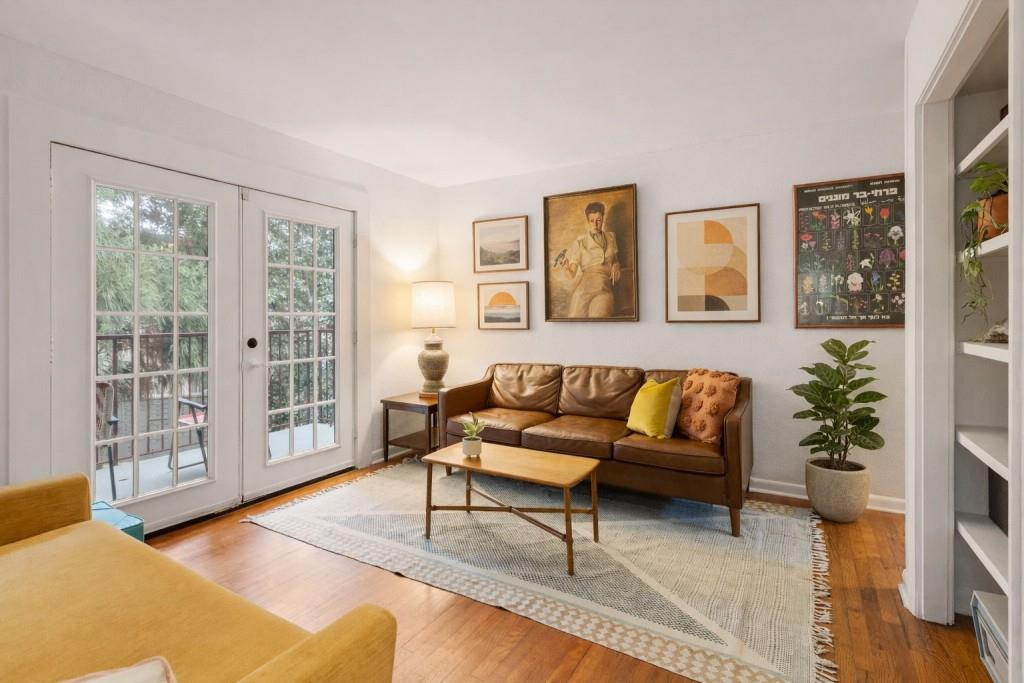 1355 Euclid Avenue NE 21B