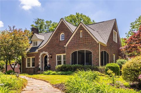 Photo for 705 E Ponce De Leon Avenue, Decatur, GA 30030 (MLS # 7372872)