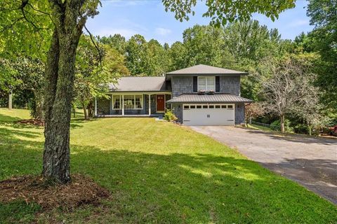 1033 Davenport Circle Powder Springs GA 30127