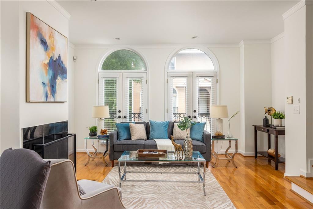 827A Piedmont Avenue NE