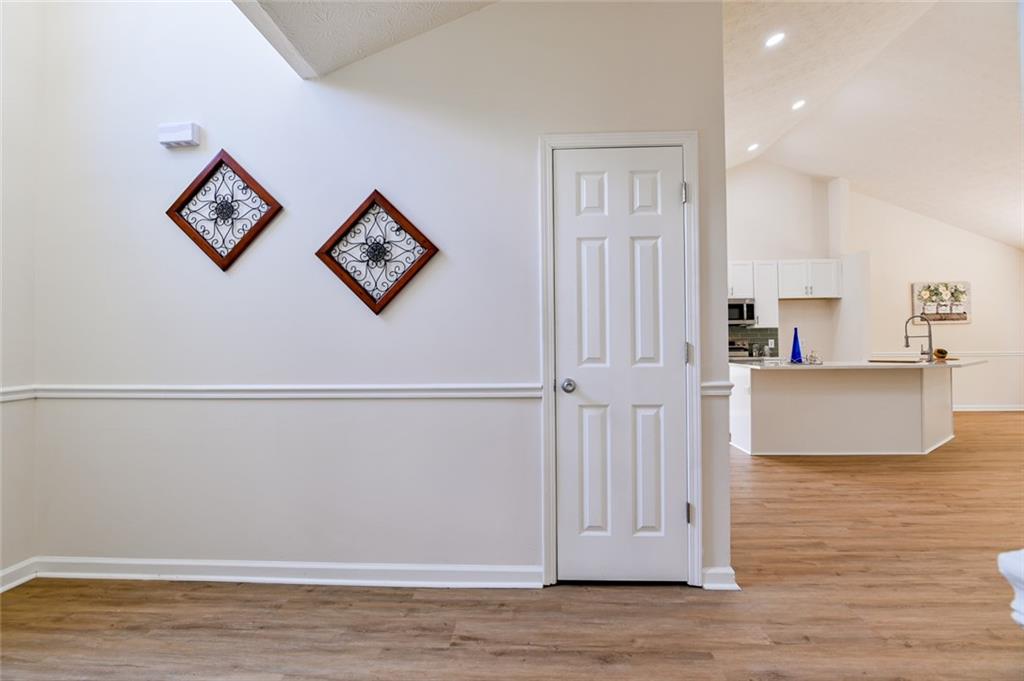 1438 Elliotts Lane