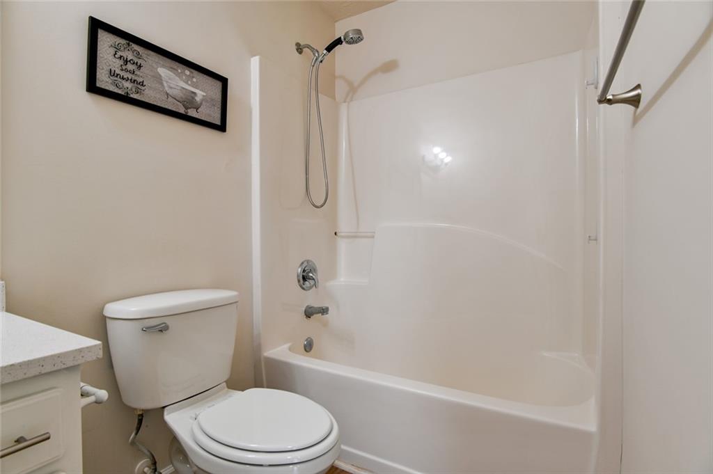 Elliott Grove - Residential