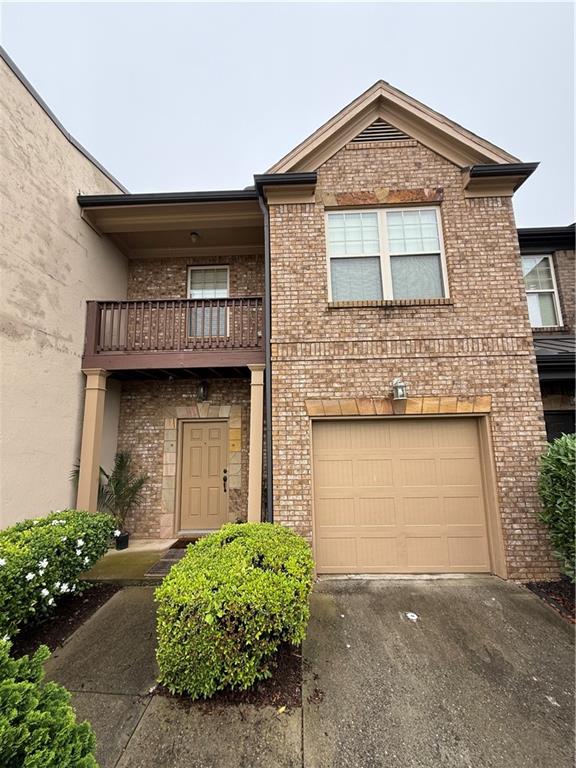 Motivated Seller!!! - Excellent Townhome, in a convenient location !
Come and tour this beautifully designed modern style 3 bedroom, 2 full bath brick townhome!
Property is tenant occupied.
Schedule your private showing 24 hours in advance.