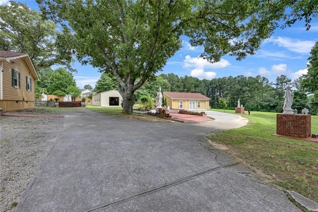 1242 Cooper Road