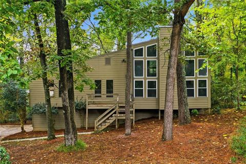 767 Starmist Court NE Kennesaw GA 30144