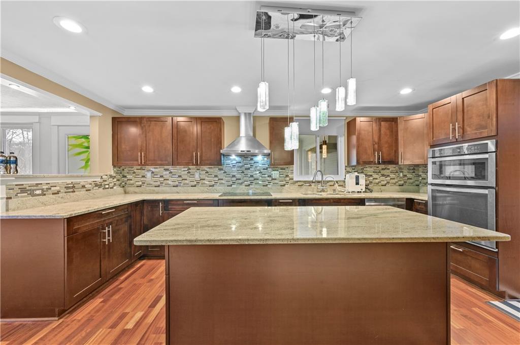 4608 Rosemear Court, Norcross, Georgia image 4