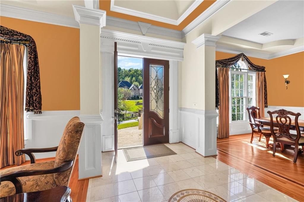 1565 Mountain Shadow Trail