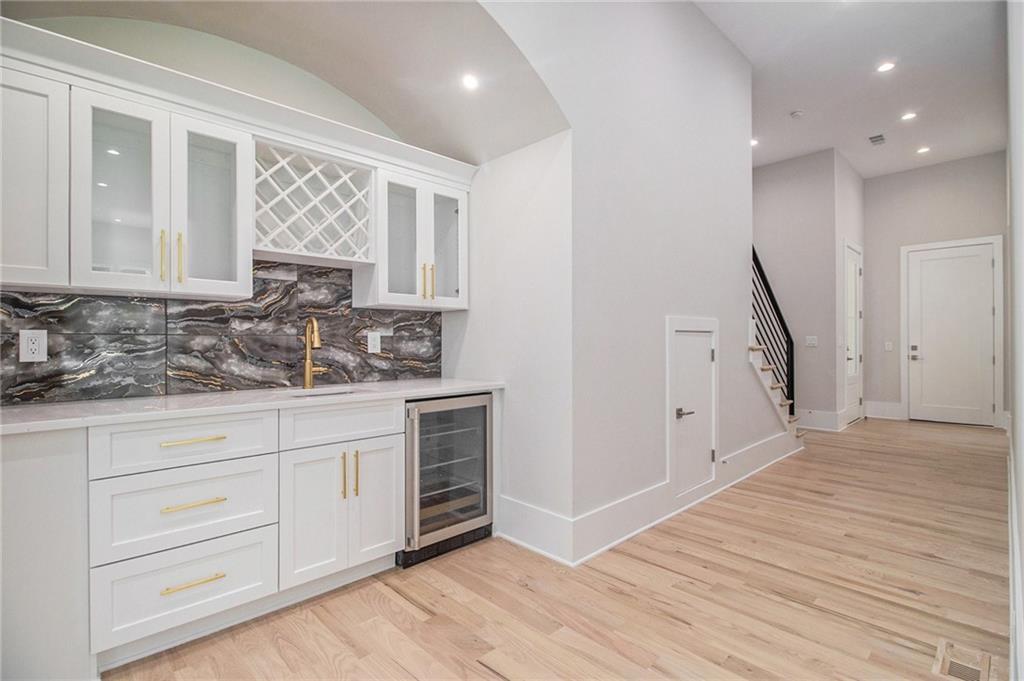 Echelon - Residential