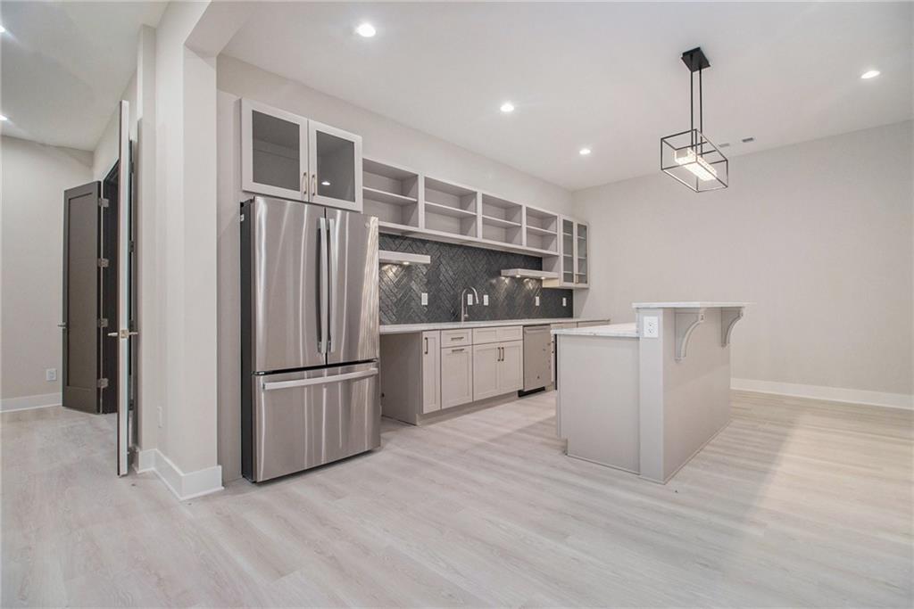 Echelon - Residential