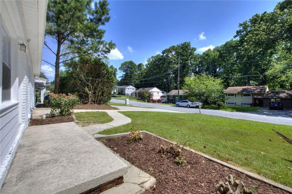 3946 Green Oak Drive