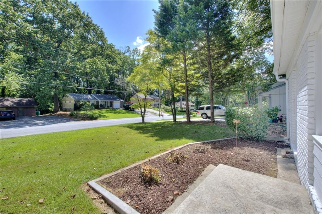 3946 Green Oak Drive