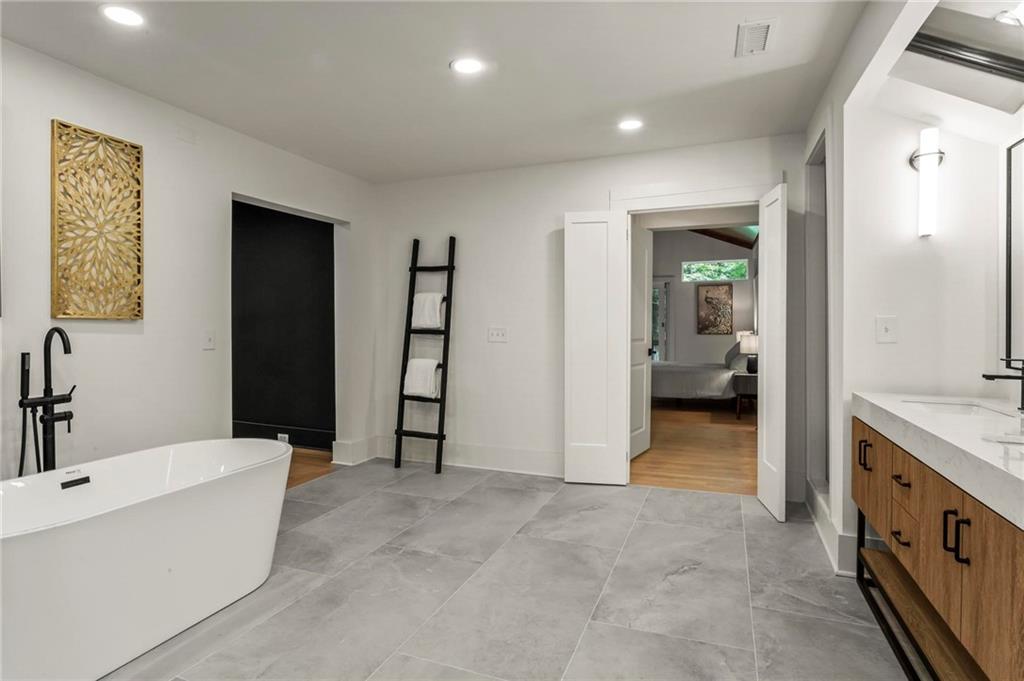 Sandy Springs - Residential