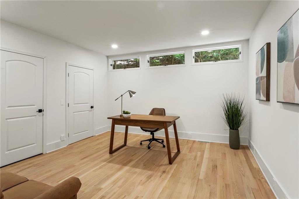 Sandy Springs - Residential