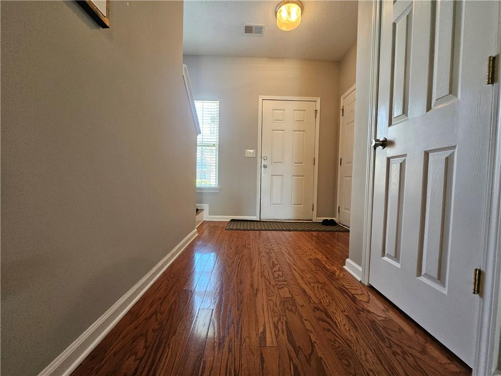 3835 Pleasant Oaks Drive, Lawrenceville, Georgia image 3