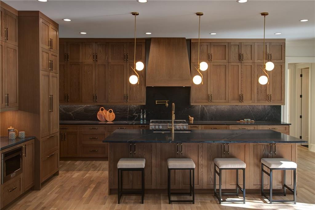 581 Sherwood Road NE