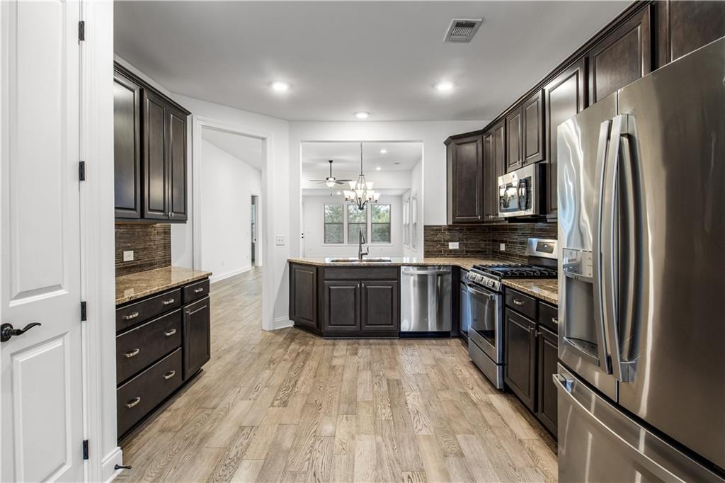 321 Cottonwood Circle