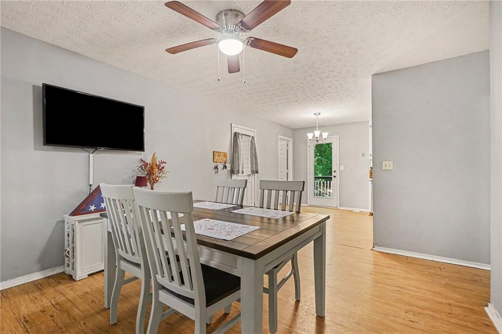 2262 Everett Court