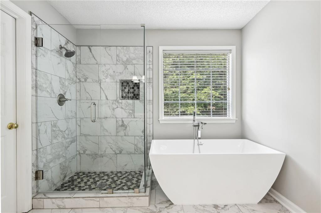 3880 Lake Lanier Drive, Duluth, Georgia image 22
