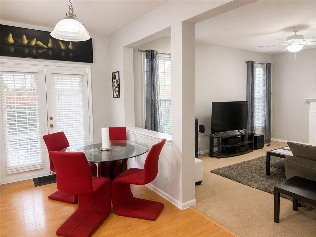 1423 Lady Slipper Court NW