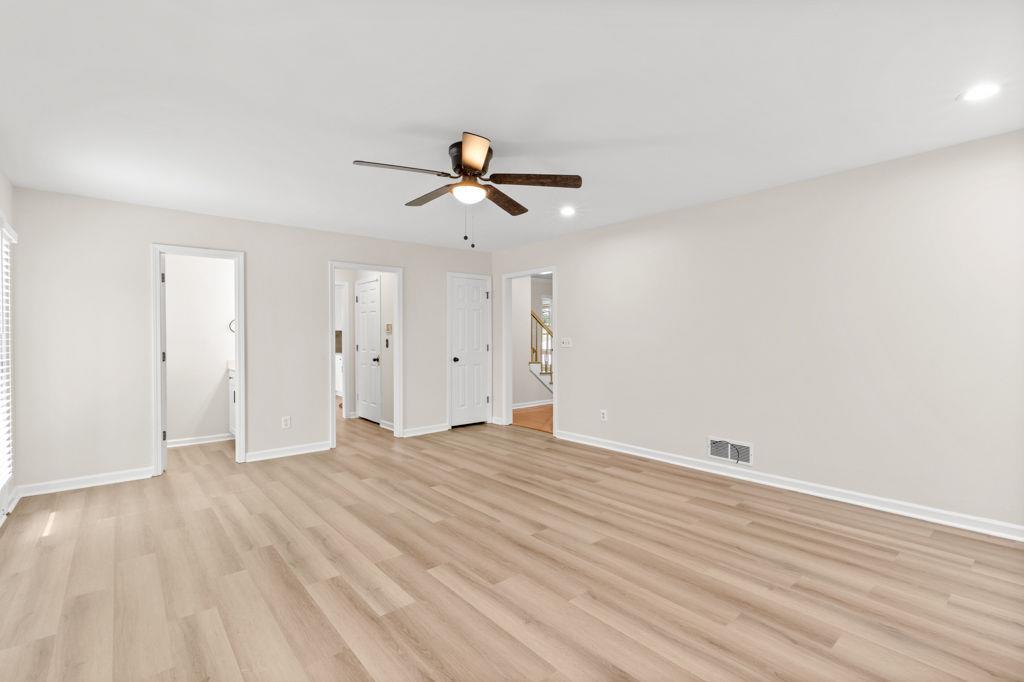 2611 Rock Point Lane, Snellville, Georgia image 10