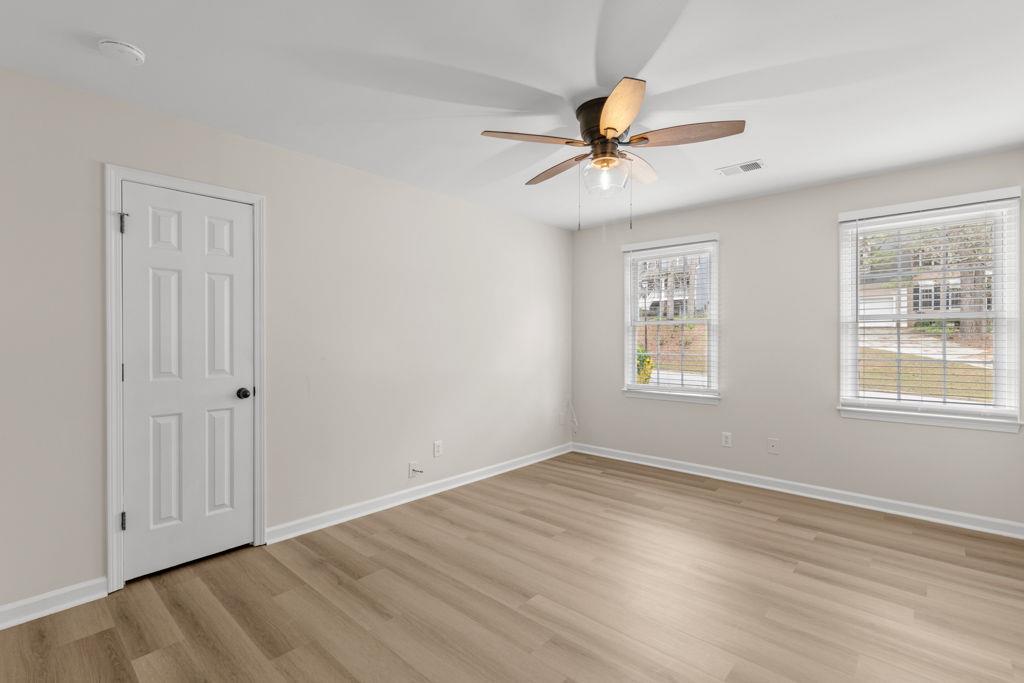 2611 Rock Point Lane, Snellville, Georgia image 23