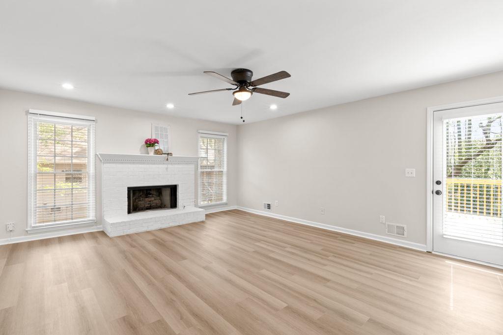 2611 Rock Point Lane, Snellville, Georgia image 8