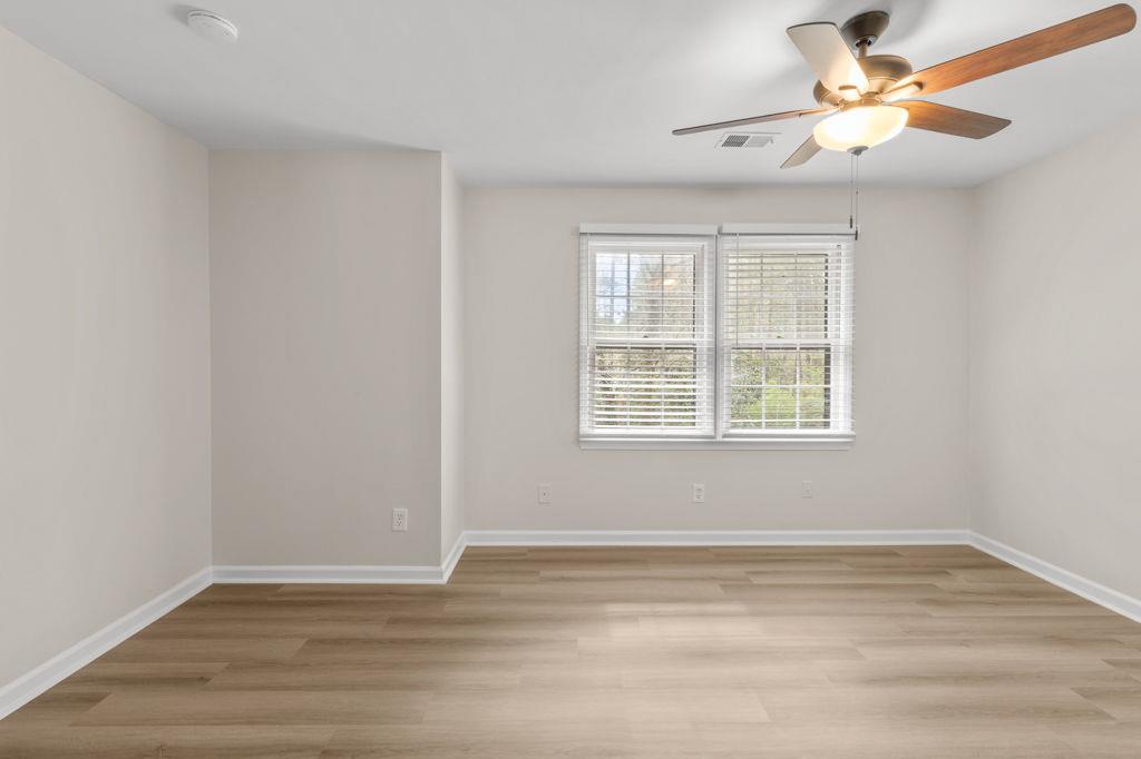 2611 Rock Point Lane, Snellville, Georgia image 27