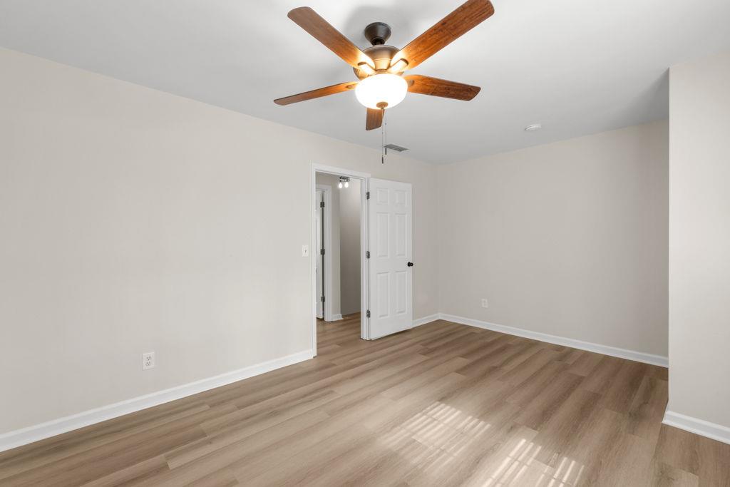 2611 Rock Point Lane, Snellville, Georgia image 28