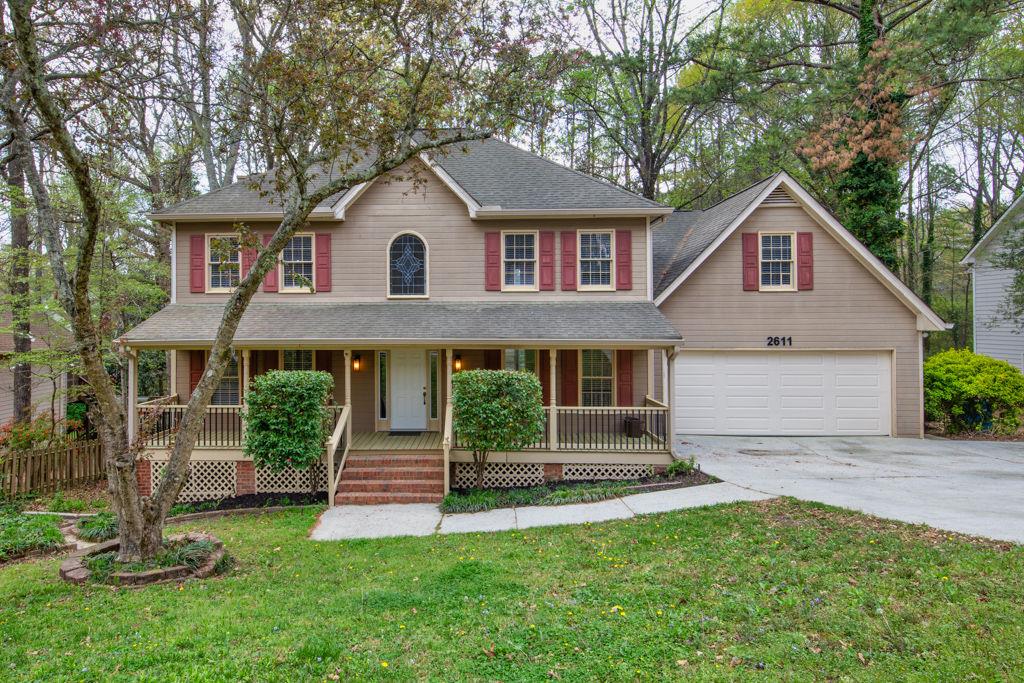 2611 Rock Point Lane, Snellville, Georgia image 1