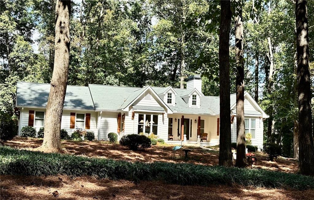 2545 Little John Lane