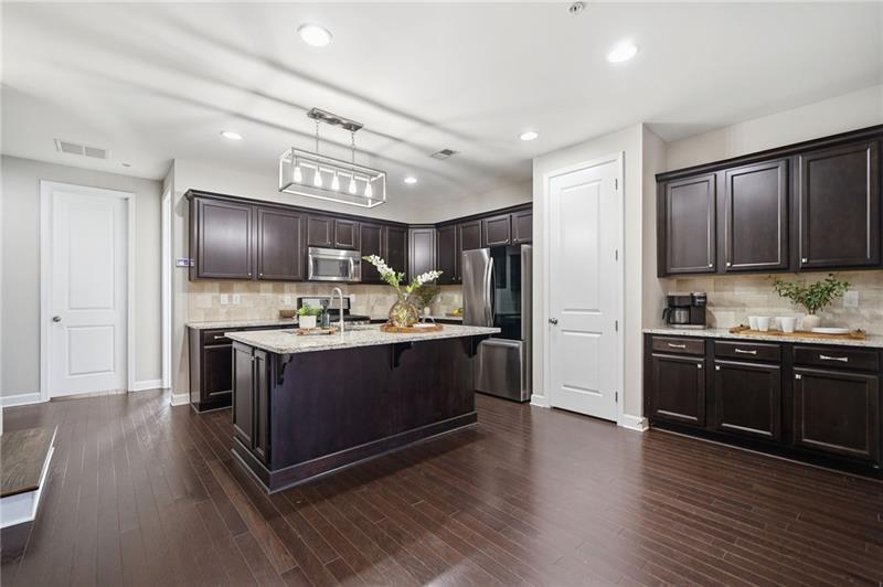 6088 Holly Park Lane