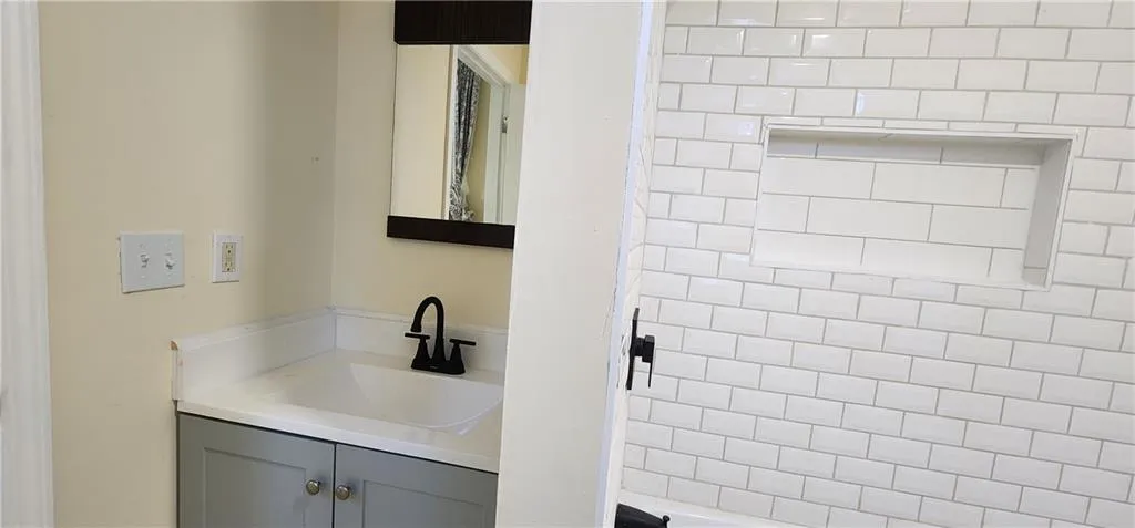 Snellville, Georgia 30078, United States, 4 Bedrooms Bedrooms, ,4 BathroomsBathrooms,Residential,Active,87000