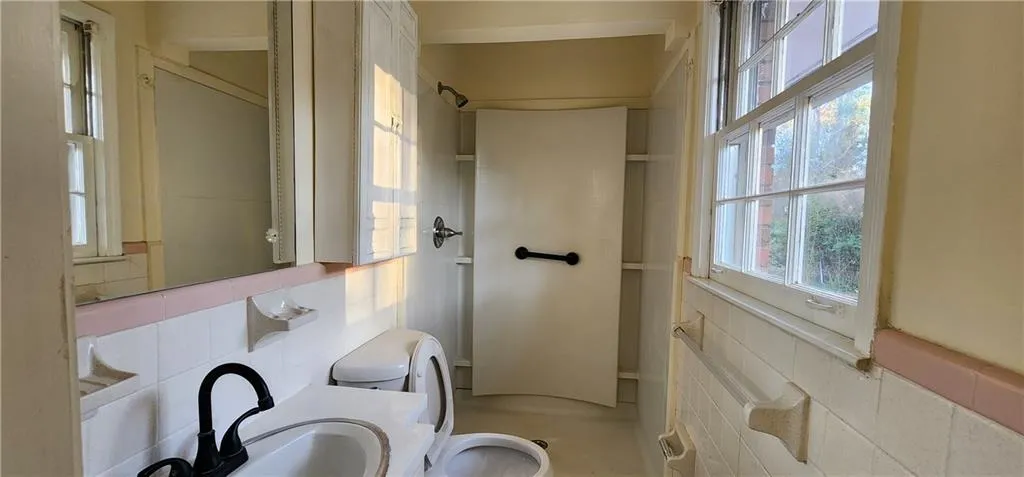 Snellville, Georgia 30078, United States, 4 Bedrooms Bedrooms, ,4 BathroomsBathrooms,Residential,Active,87000