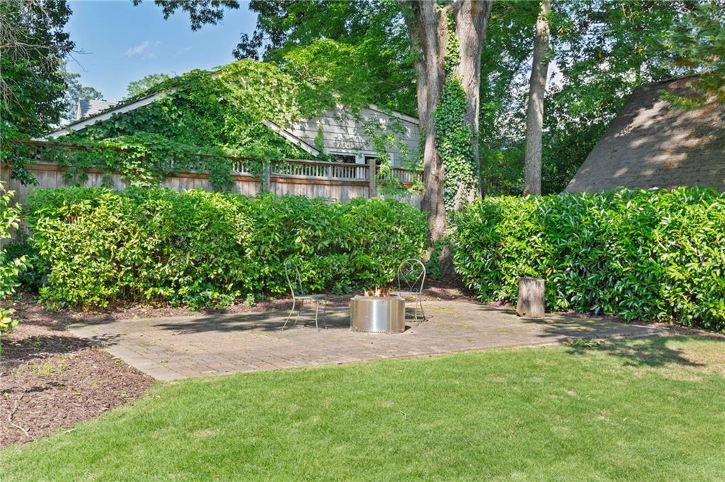 1216 Beech Valley Road, Atlanta, Georgia image 41