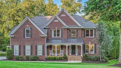 Single Family Residence in Suwanee GA 545 River Mist Drive.jpg