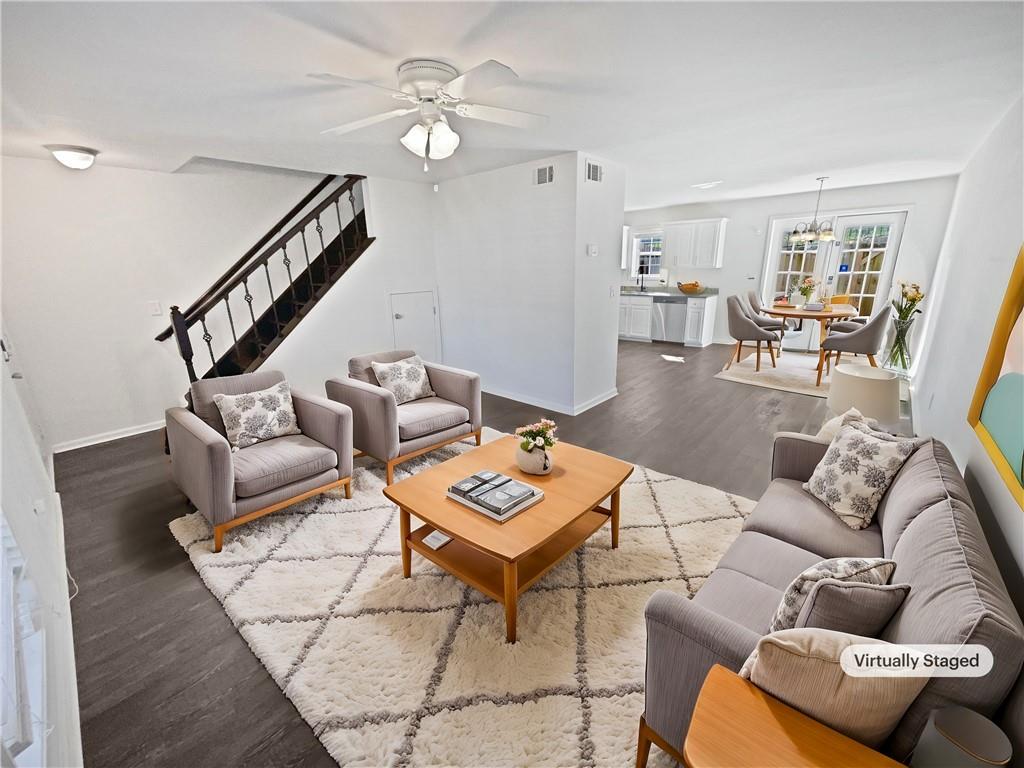 608 Summer Place