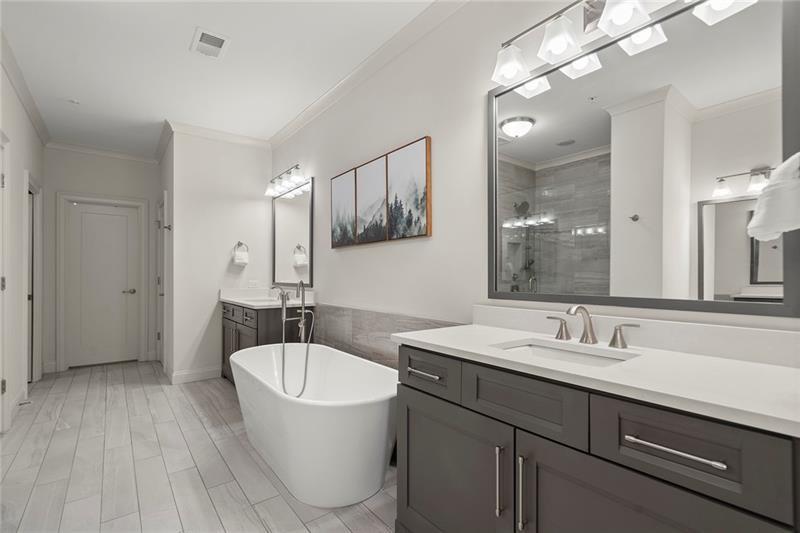 705 Abbington River Lane, Atlanta, Georgia image 32