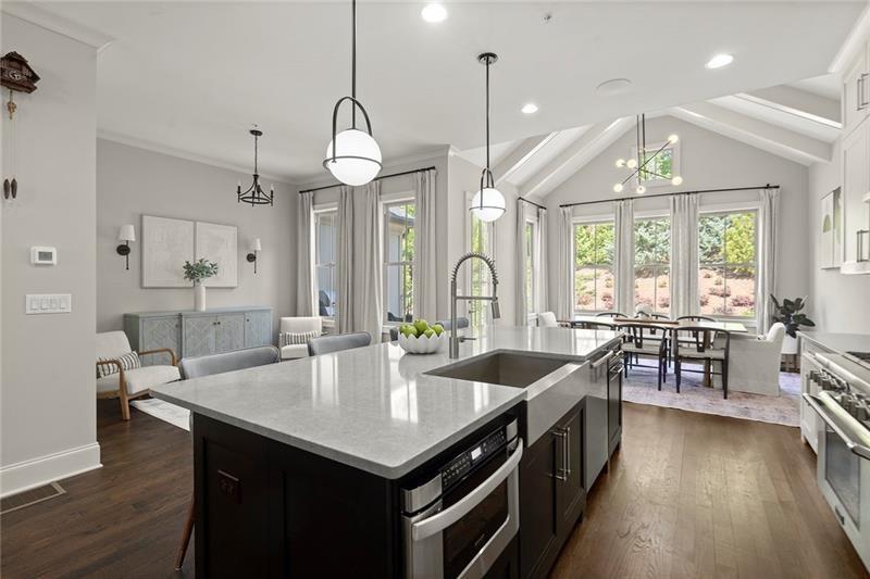 705 Abbington River Lane, Atlanta, Georgia image 17