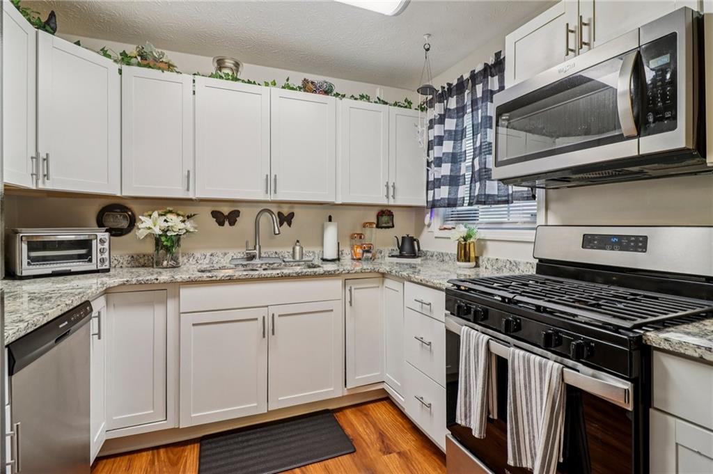 Bentley Ridge - Residential