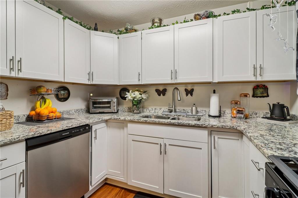 Bentley Ridge - Residential