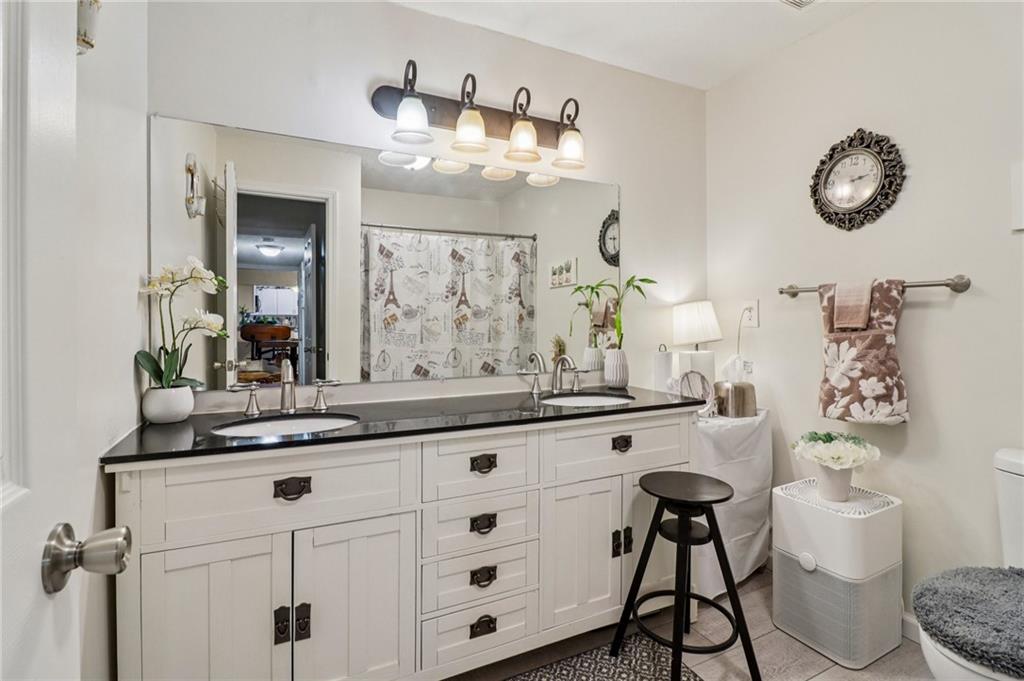 Bentley Ridge - Residential